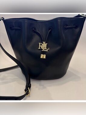 Ralph Lauren Women's Smooth Leather Medium Andie 19 Drawstring Bag Black $295